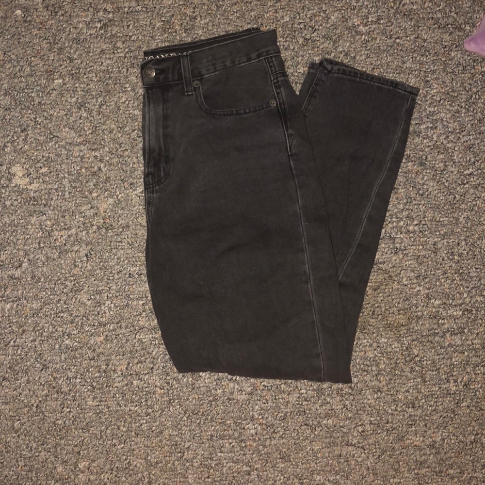 American Eagle mom jeans